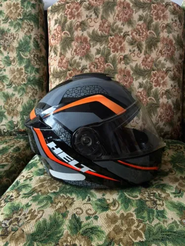 Capacete de moto Helt