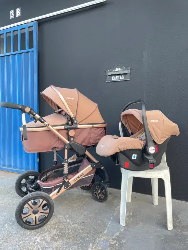 Kit carrinho mais bebê conforto 3 em 1