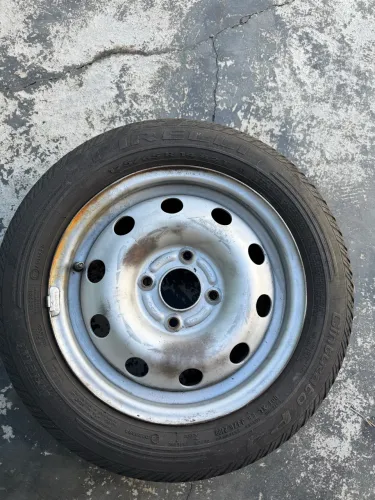 Estepe Ford Fiesta
