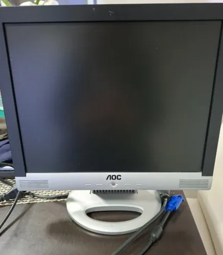 Monitor AOC 15 polegadas