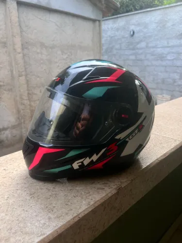Capacete FW3