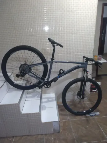 MTB OGGI HDS TM -17 KIT SHIMANO ESSA