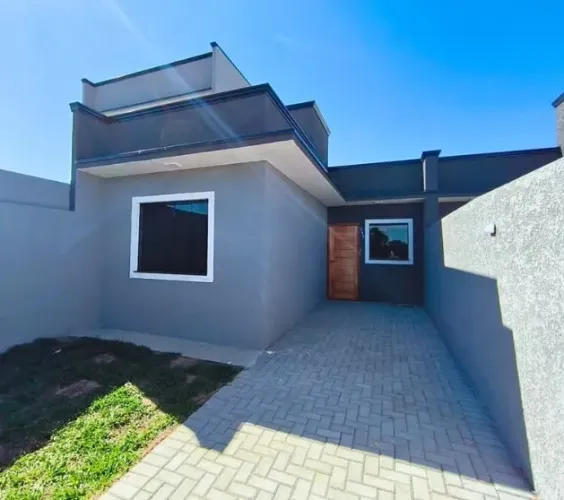 CASA COM 2 QUARTOS EM CURITIBA