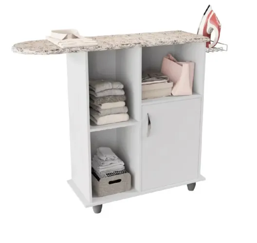 Mesa de passar roupa com armário, muito pouco usado.