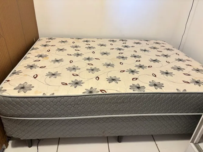 Cama box casal simples