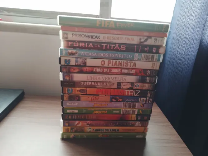 Vendo Super Coleção Dvds Box e Avulsos