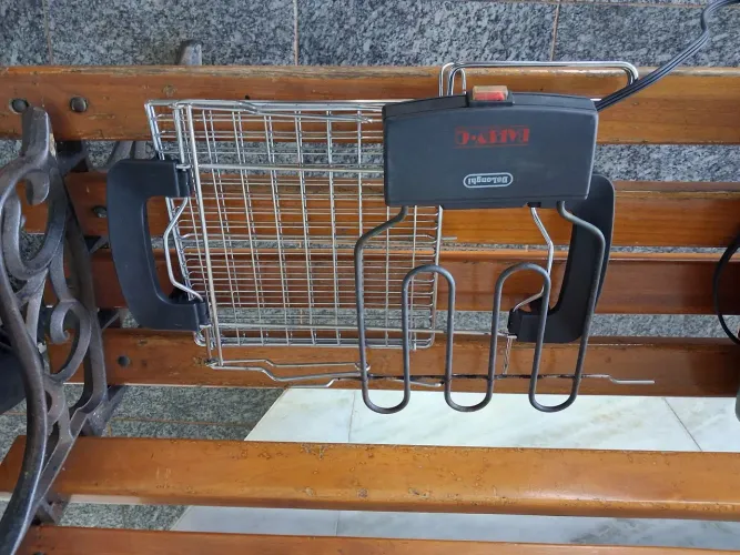 Churrasqueira Elétrica pouquíssimo uso