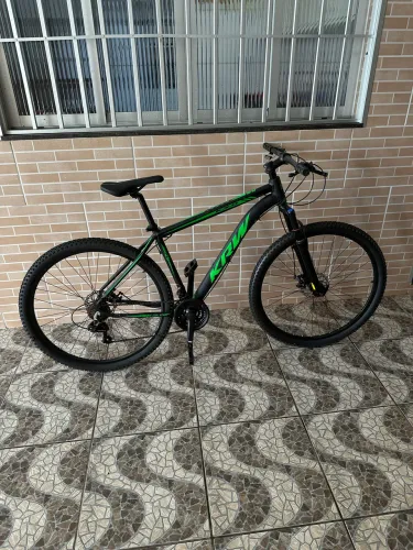Bicicleta KRW Aro 29 Alumínio 24v Freio a Disco - Semi Nova