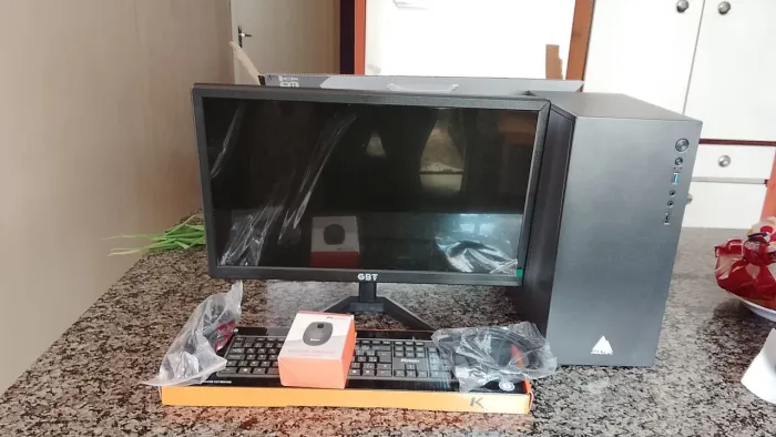 Computador completo novo