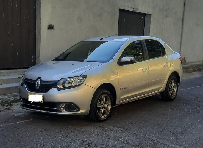 Renault Logan Expression Hi-flex 1.6 8V 4P 2017