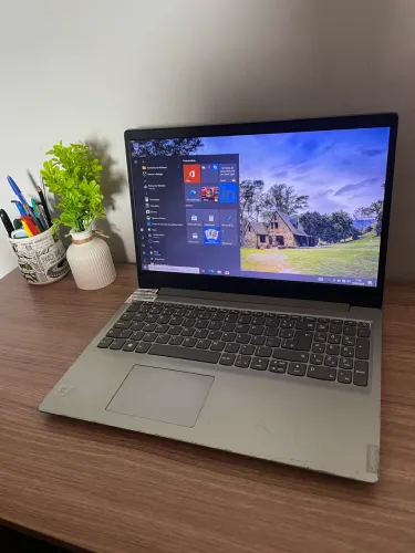 Lenovo S145 - i3 (8ª geração)