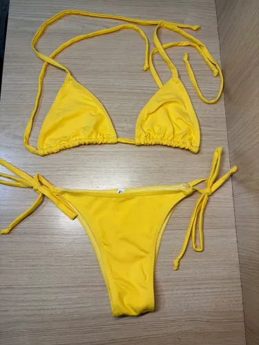 Biquíni Amarelo P (Novo)