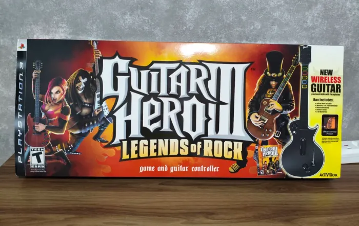 Guitarra Guitar Hero 3 para Ps3 nova com jogo