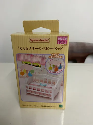 Berço com Móbile"  Sylvanian Families .( na caixa ) 
