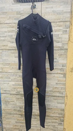 Long john Quiqsilver 3mm tamanho P - pouco uso