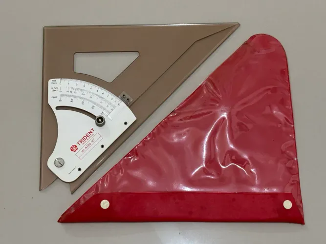 Esquadro ajustável Trident modelo 4725