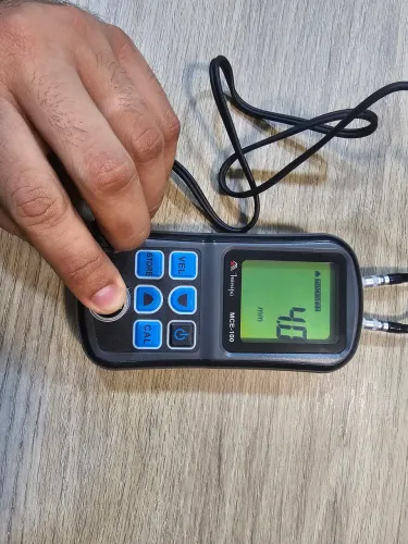 Medidor de Espessura por Ultrassom