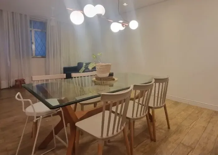 Mesa de jantar de vidro 6 lugares