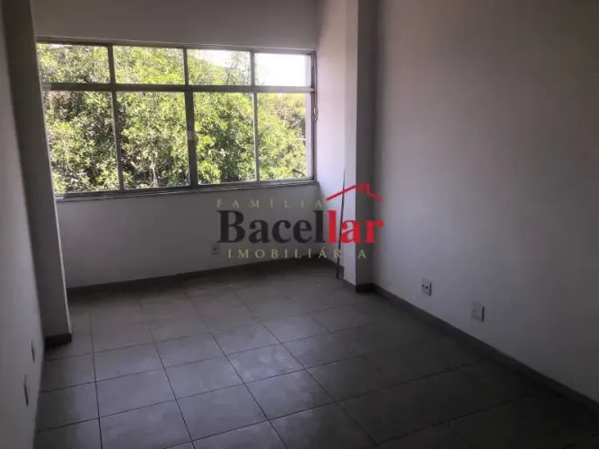 Apartamento : Padrão / Residencial / Benfica