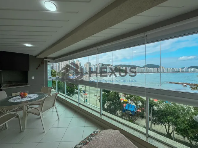 Apartamento frente mar com varanda gourmet e lazer na Praia das Asturias, Guaruja