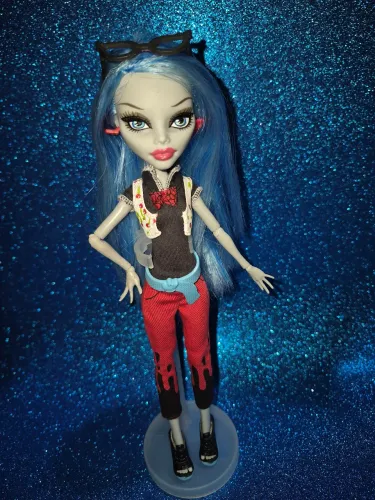 Ghoulia fashion pack monster high