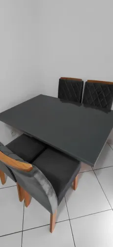 Mesa de jantar 4 lugares