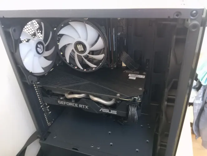 PC GAMER CORE 9