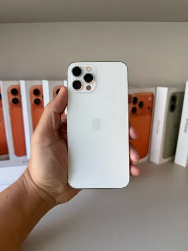 IPHONE 12 PRO 128GB COM TELA NOVA, LOJA NO RIOMAR, ACEITAMOS O SEU USADO.