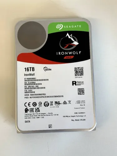 HD Seagate IronWolf 16TB NAS SATA 3.5 ST16000VN001