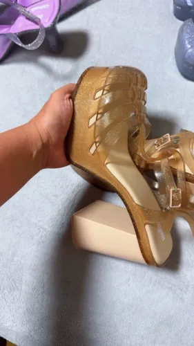 Melissa plataforma nova nunca usada 36