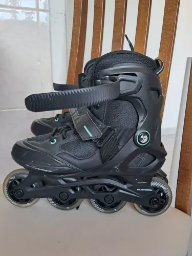 Patins semi novo oxelo