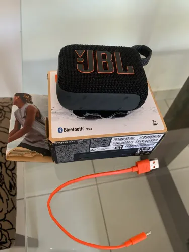 Caixa de som JBL GO 4