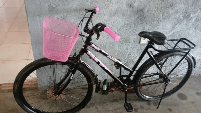Vende se essa bicicleta nova entrego