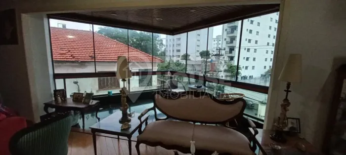 Apartamento 3suítes, churrasqueira varanda, lareira, 1 por andar 4 vagas na Vila Monumento