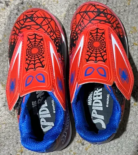 Chuteira futsal Marvel Homem Aranha tam 26