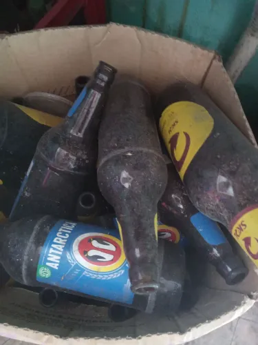 Garrafas de cerveja litrão 