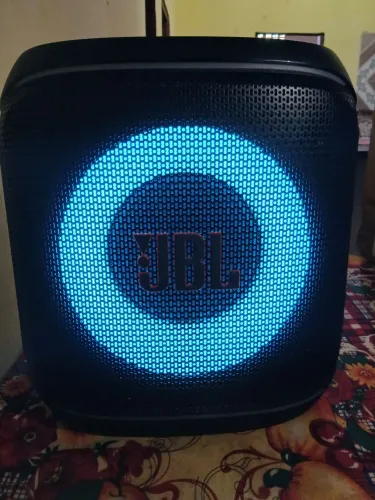 Vende-se caixa de som JBL PARTYBOX ENCORE2 Novíssima