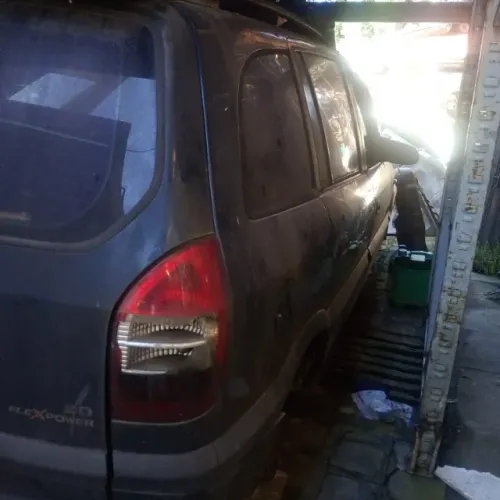 zafira 2.0 sucata peças assesorios motor cambio assesorios