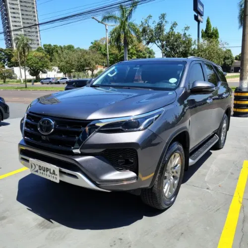 Toyota Hilux SW4 SRX 4X4 2.8 TDI 16V Dies. Aut. 2022