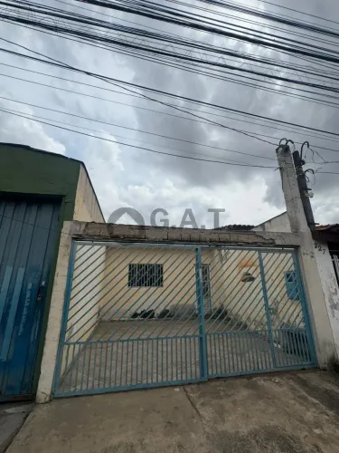 Casa à venda em Sorocaba-SP, Wanel Ville: 2 quartos, sala, banheiro, 2 vagas de garagem, 2