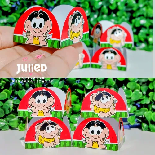 Forminhas personalizadas 4 pétalas 