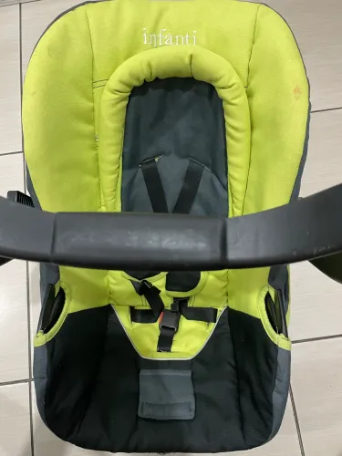 Bebê conforto 