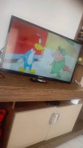 TV SMART 32"YOUTUBE NETFLIX R$:590/ACEITO PIX.
