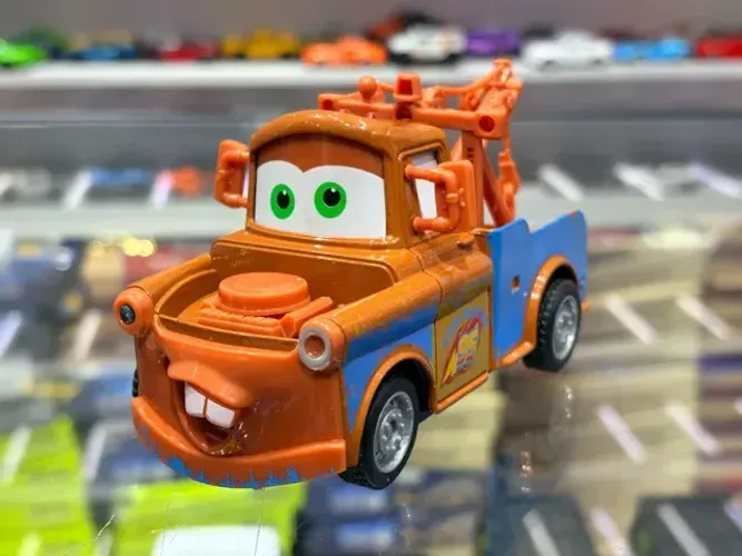 Carrinho Miniatura Mate Filme Carros da Disney Luz e Som 1:32 - Não Abre Porta