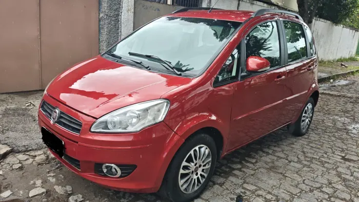 Fiat Idea Attractive 1.4 Fire Flex 8V 5P 2013