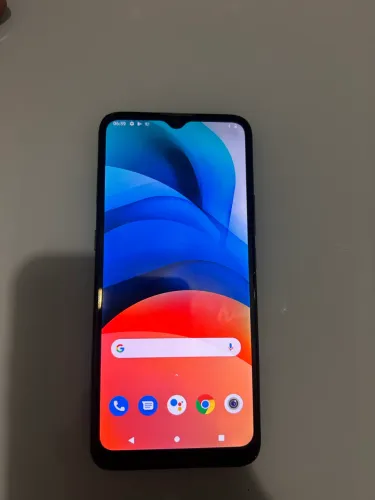 Celular moto E7 $400 acompanha carregador e fone