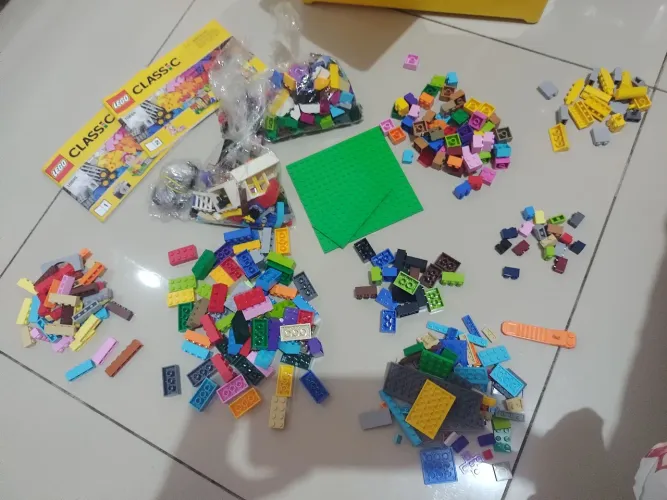 LEGO Classic 10698 Original - Caixa Grande de Peças Criativas (790 Peças)