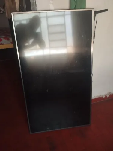 Vendo quatro tv LED