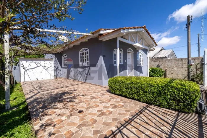 CASA Á VENDA BAIRRO GUARUJA