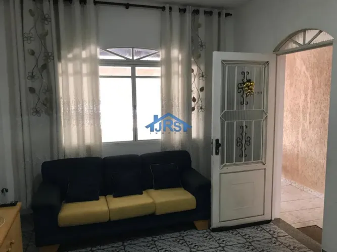Sobrado à venda em Barueri, Jardim Tupanci, com 3 quartos, com 271 m²